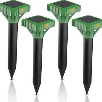 Mole Repellent Solar Powered Groundhog Repeller Snake Deterrent Vibration Stakes Outdoor Repel Vole Gopher Armadillo for Yard Lawns 4 Pack